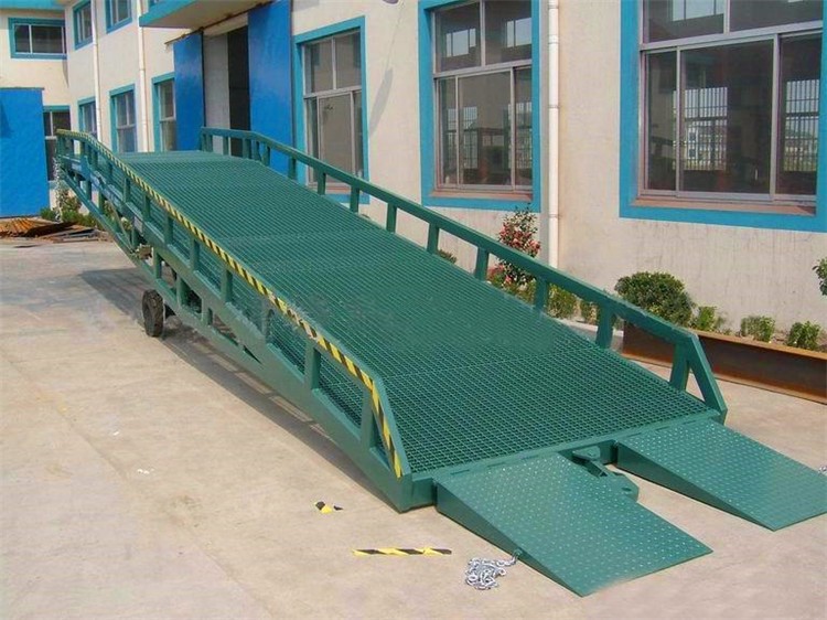 移動式登車橋